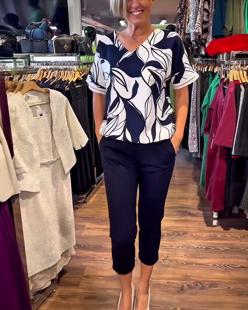 V-Neck Printed Short-Sleeved Casual T-Shirt