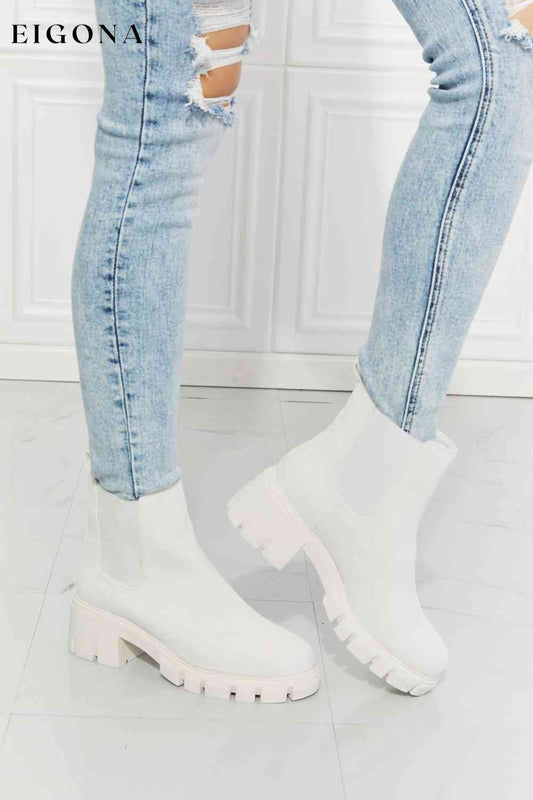 Work For It Matte Lug Sole Chelsea Boots in White White Melody Ship from USA Shoes womens shoes