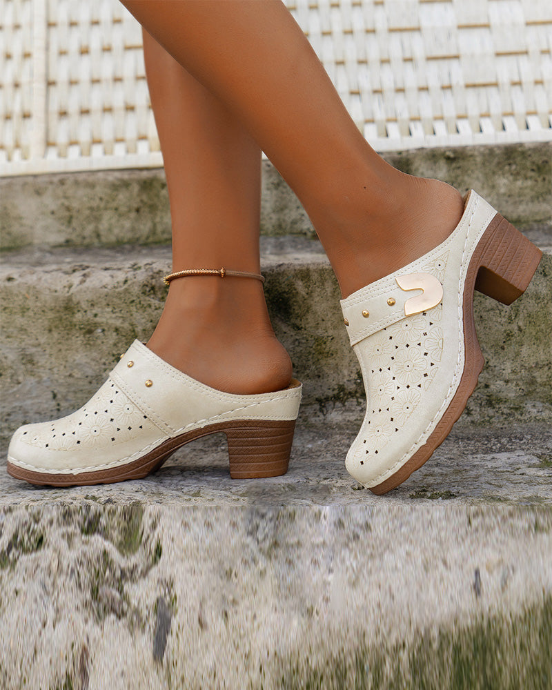 Sandali slip-on con punta coperta e tacco spesso