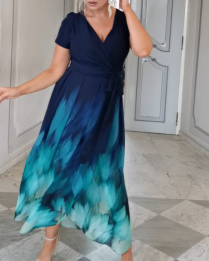 Abito stampato sfumato dal temperamento casual