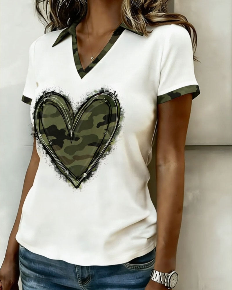 Notched Collar Camouflage Heart T-Shirt