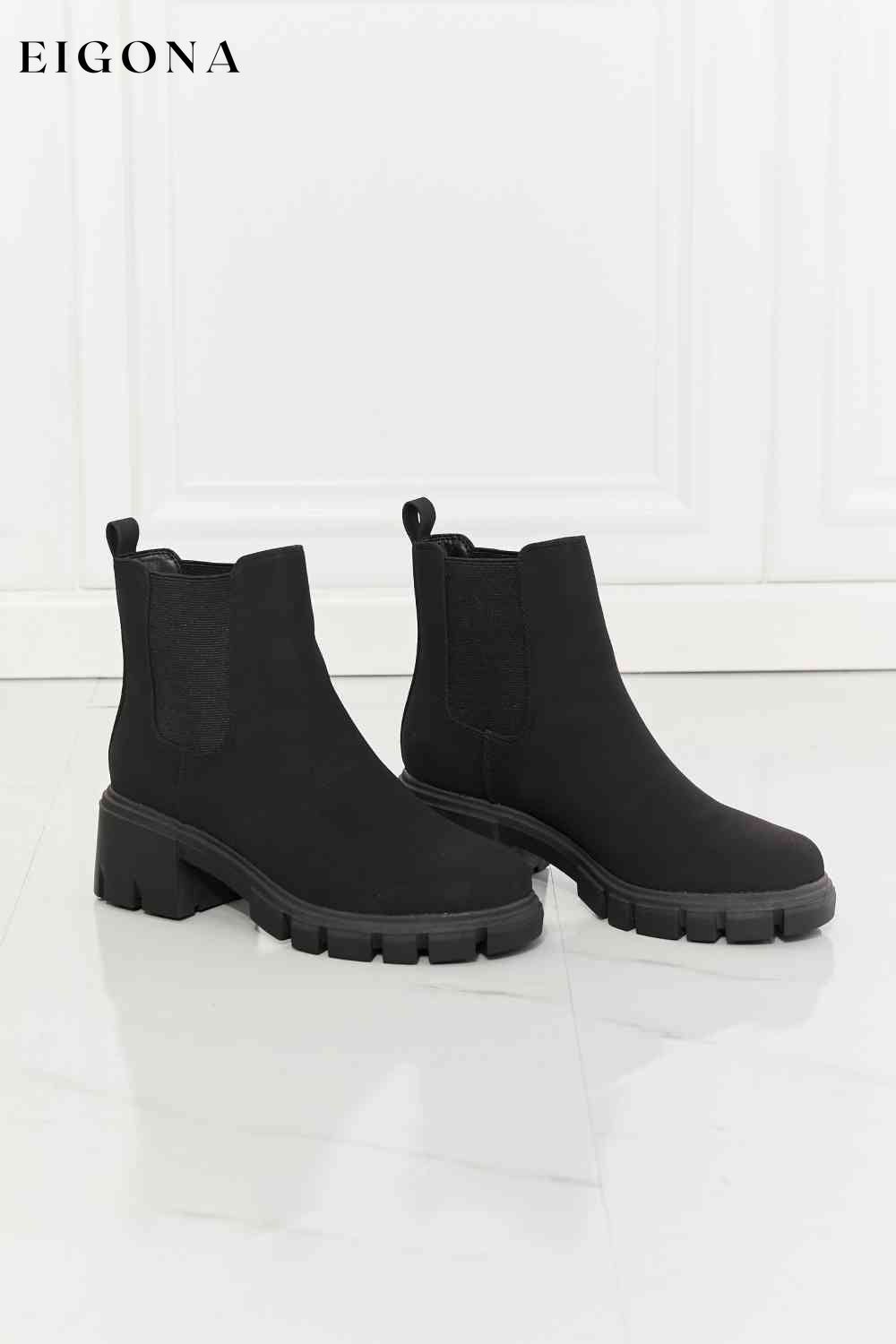 Matte Lug Sole Chelsea Boots in Black Melody Ship from USA Shoes womens shoes
