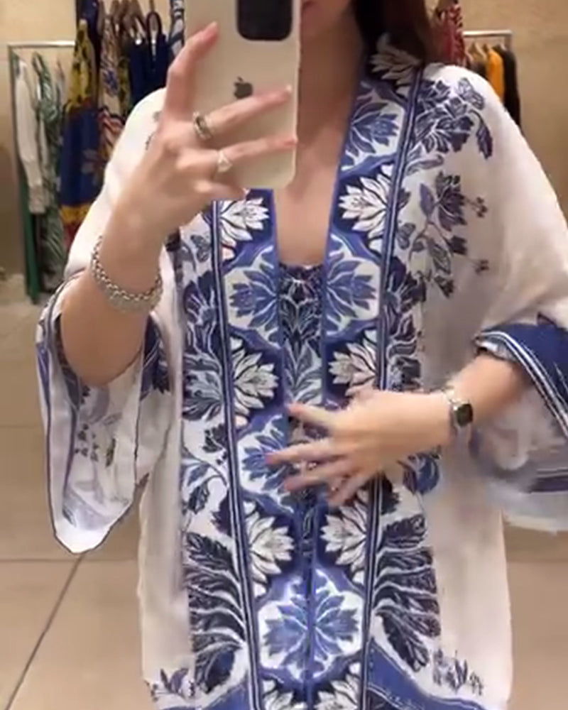 Costume da bagno due pezzi senza spalline con mantello