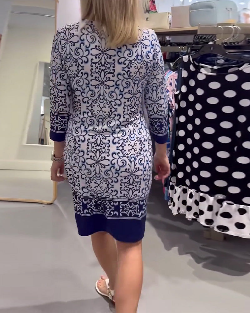 Three-Quarter Sleeve Slim Contrast Print Dress