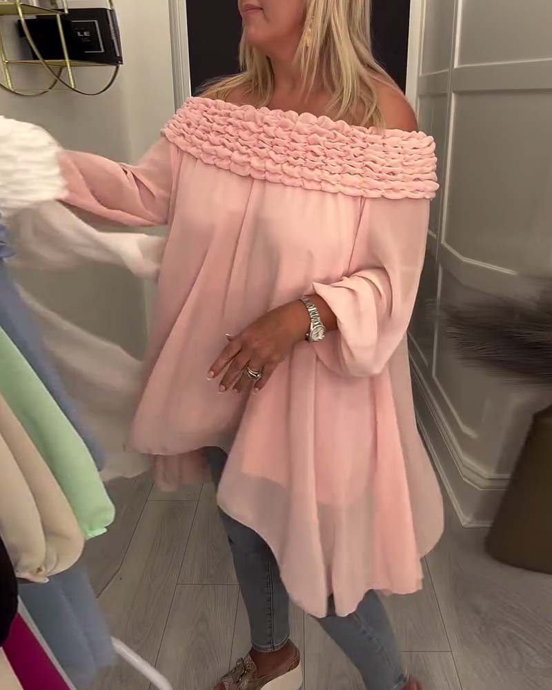 Camicetta alla moda a maniche lunghe con spalle scoperte