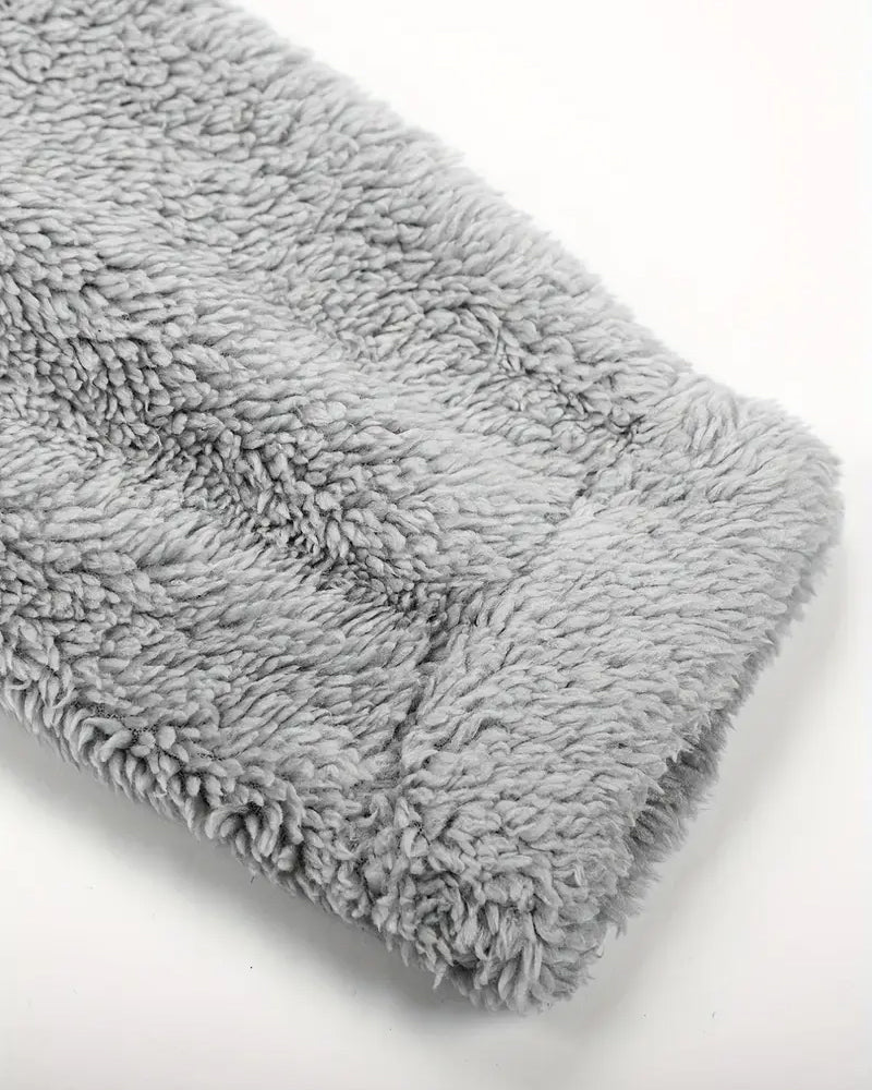 Tuta spessa e pelosa foderata in pile