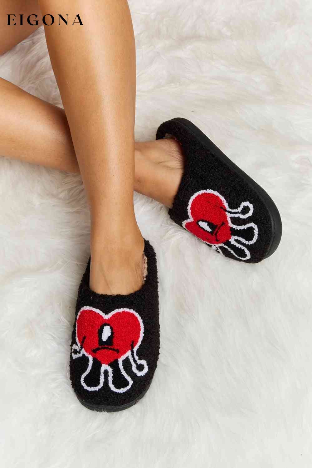 Love Heart Print Plush Slippers Black Melody Ship from USA Shoes womens shoes