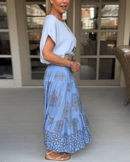 Saia plissada em patchwork colorido