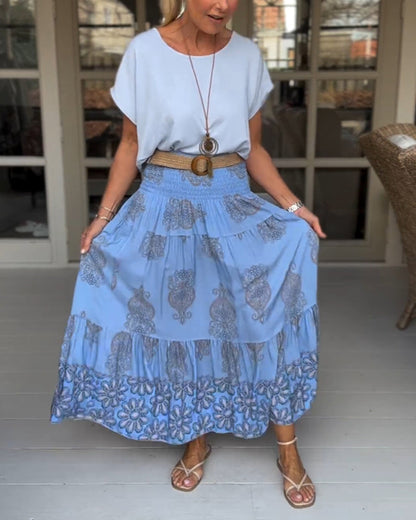 Saia plissada em patchwork colorido