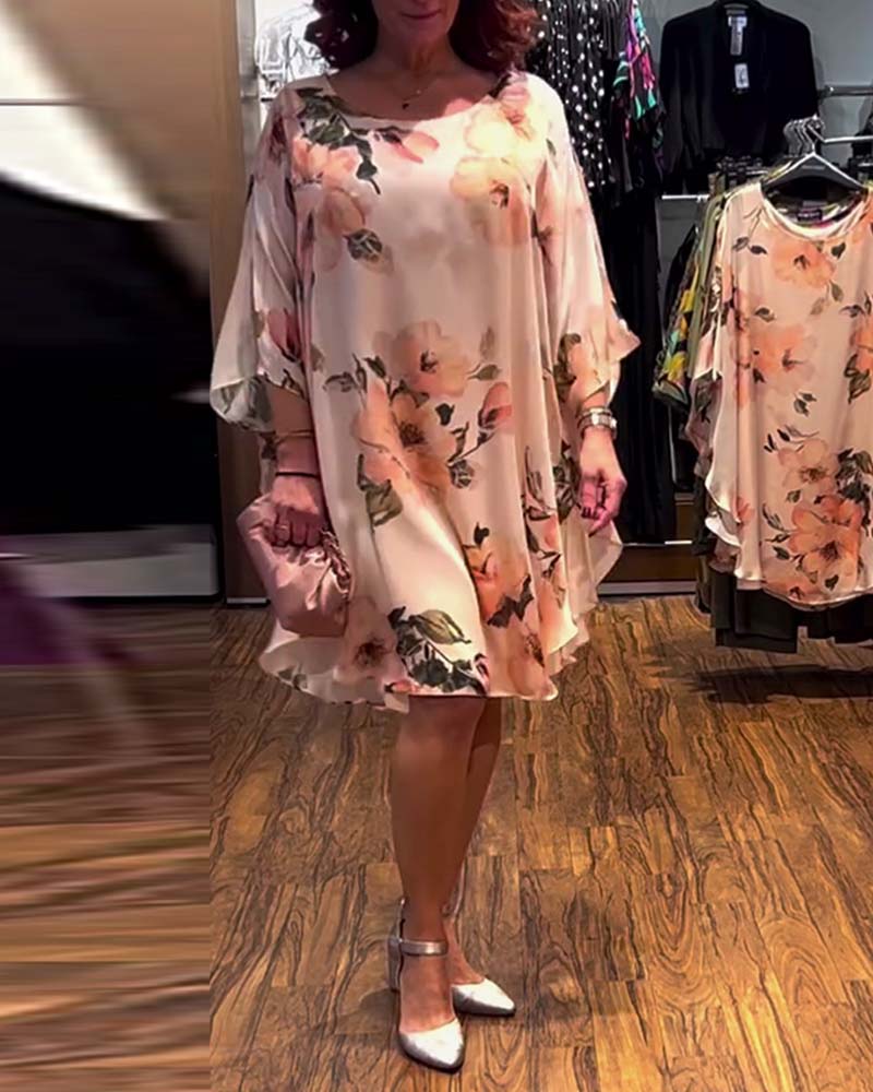 Abito stampato con maniche a pipistrello