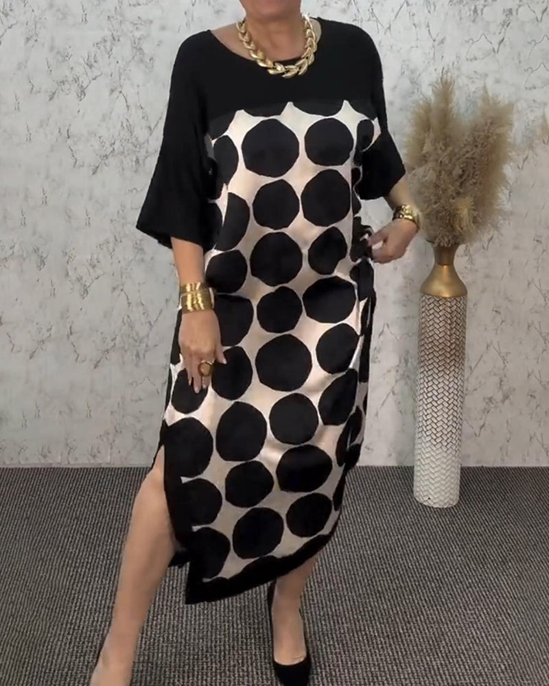 Abito dritto a pois larghi