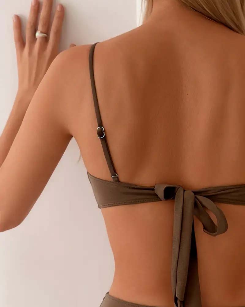 Bikini due pezzi sexy alla moda