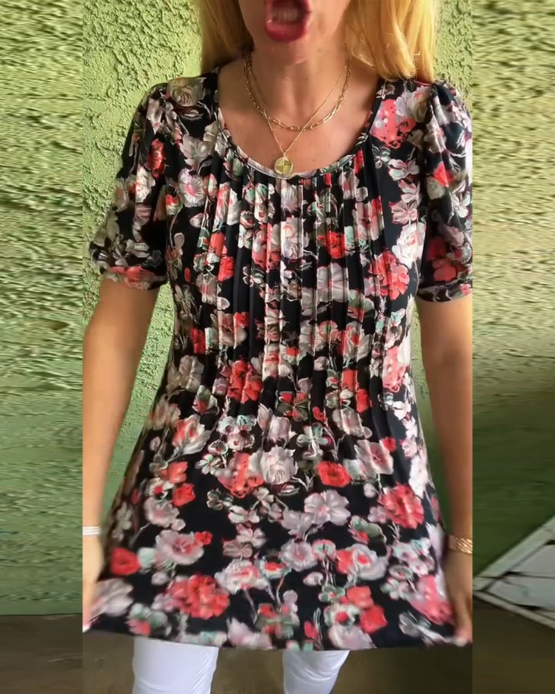 Round Neck Puff Sleeve Pleated Floral Blouse