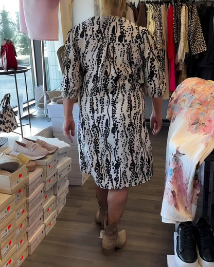 Small V-Neck Print Straight Dress