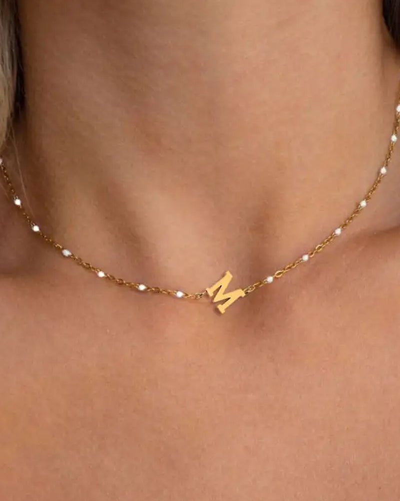 Exquisite and elegant 26-letter necklace jewelry