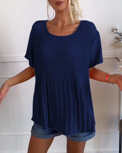 Solid color round neck pleated blouse