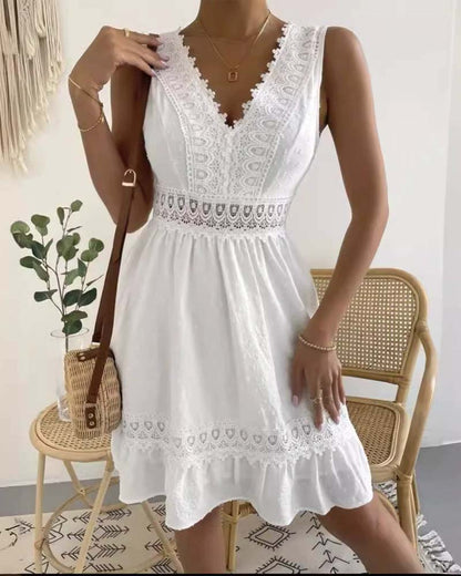Solid Color Lace Backless Dress