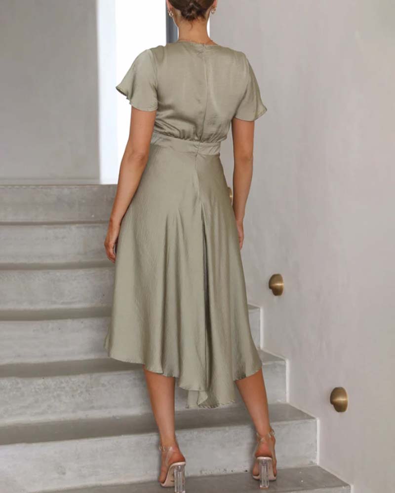 Fashionable solid color deep V twist ruffle sleeve dress 202466 casual dresses summer
