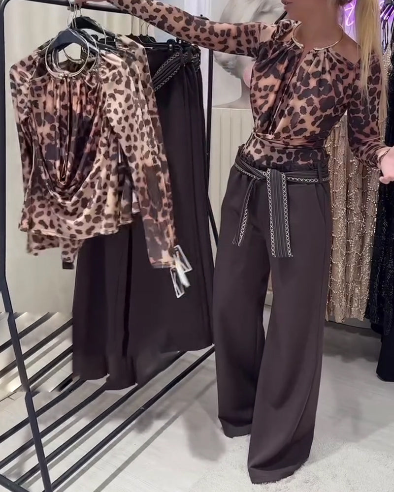 Stylish And Figure-Hugging Leopard Print Top