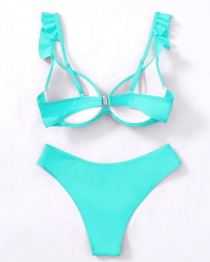 Bikini a tinta unita con reggiseno push-up e volant