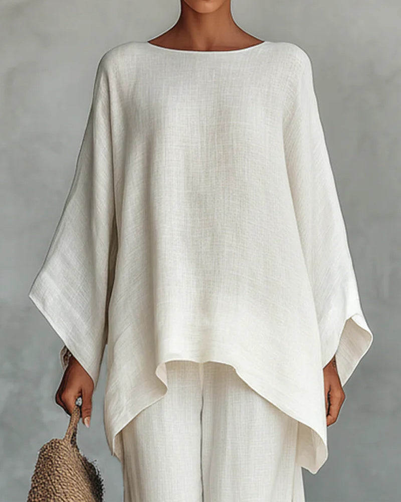 Solid color shirt and wide-leg pants suit