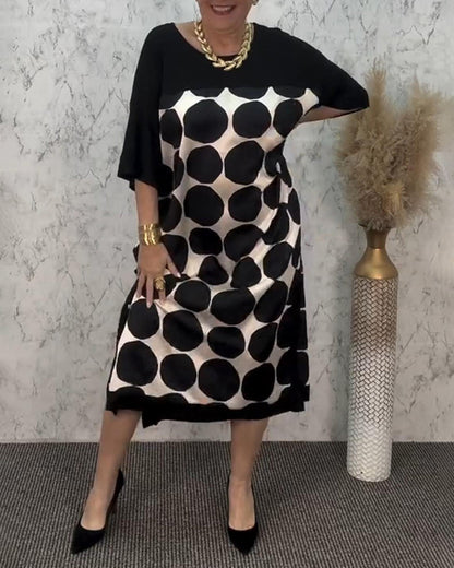 Abito dritto a pois larghi