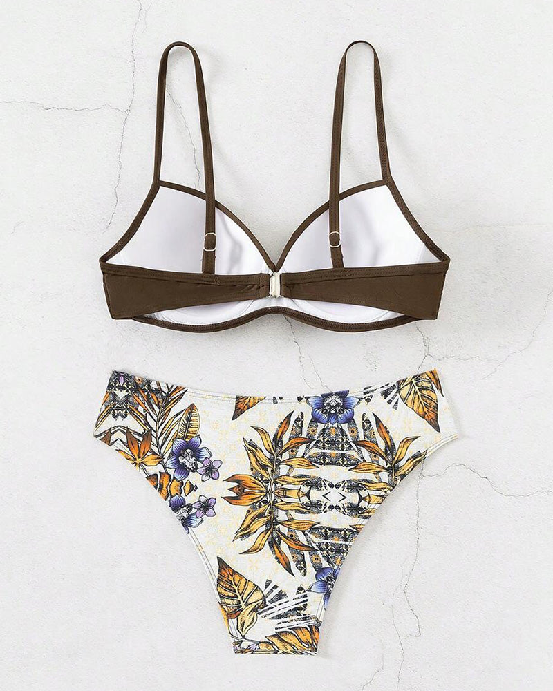 Bikini a triangolo stampato con spalline sottili