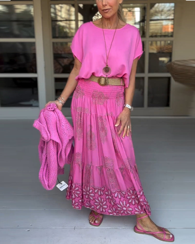 Saia plissada em patchwork colorido