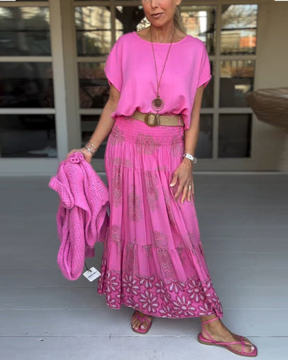 Saia plissada em patchwork colorido