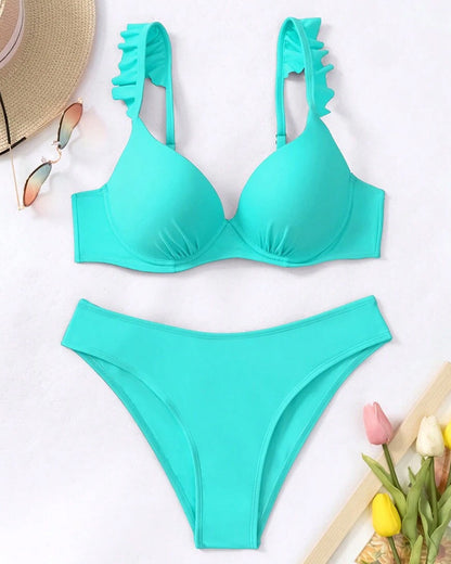 Bikini a tinta unita con reggiseno push-up e volant