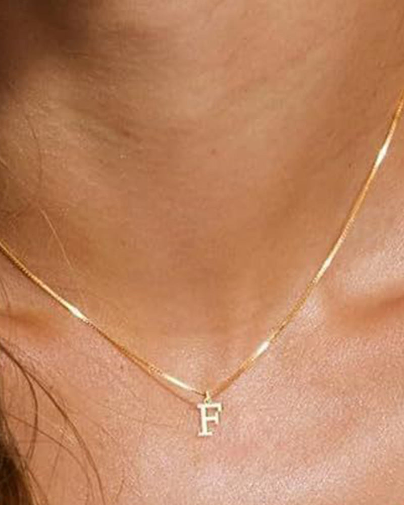 Fashionable and exquisite 26 English alphabet necklace jewelry