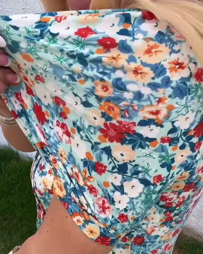 Short-Sleeved Floral Print Pleated Blouse