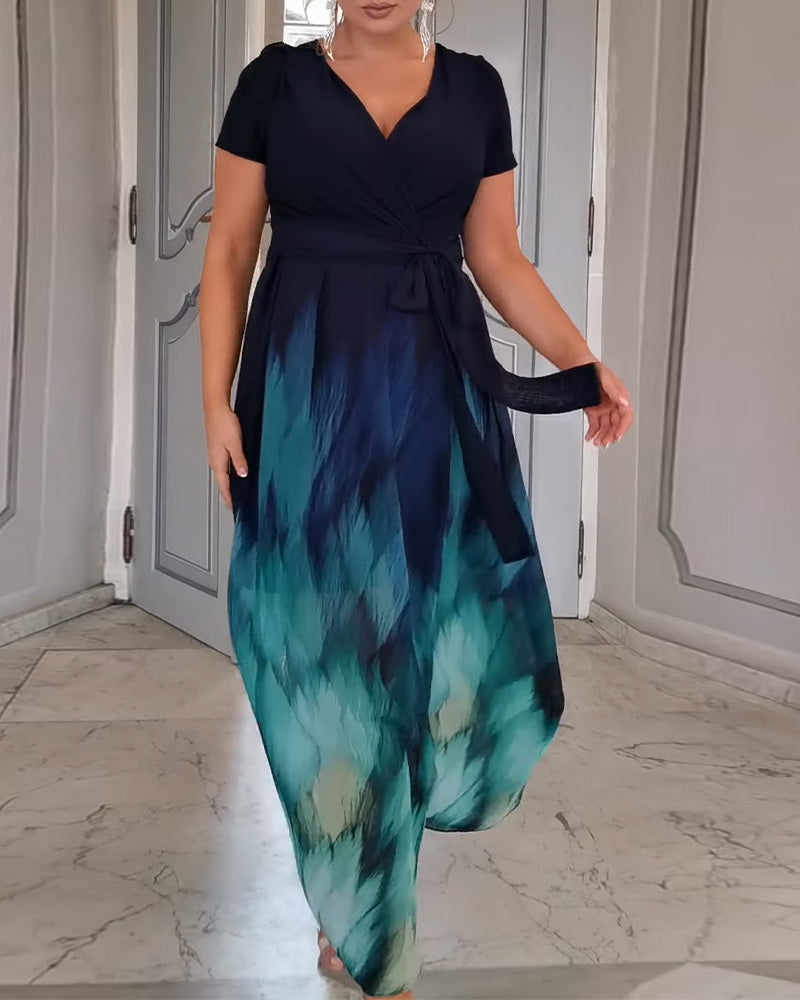 Abito stampato sfumato dal temperamento casual