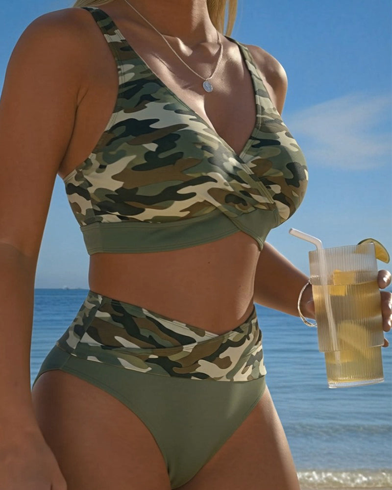Crisscross Design Camo Print Bikini