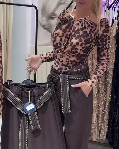 Stylish And Figure-Hugging Leopard Print Top