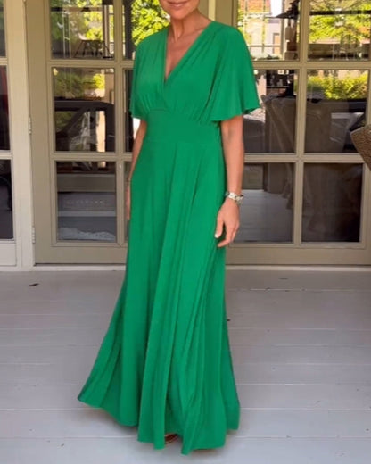 Elegant, pleated maxi dress with a deep V-neckline and batwing sleeves casual dresses party dresses summer