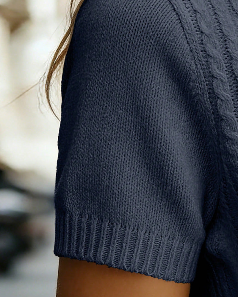 Argyle Short Sleeve V-Neck Pullover