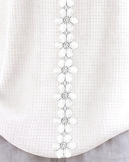 Waffle-knit shirt with 3D floral collar
