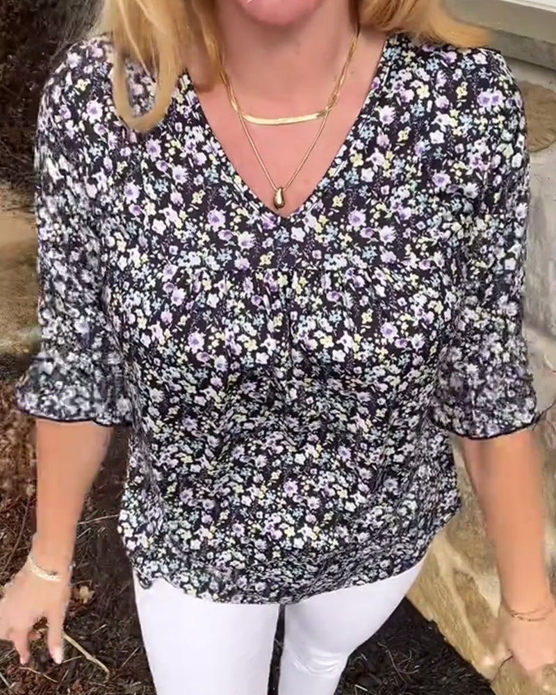 Half-Sleeved V-Neck Floral Blouse