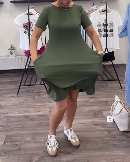 Round Neck Solid Color Waist Pocket Dress
