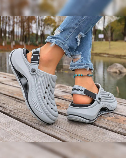 Outdoor Thick Sole Non-Slip Odor Resistant Durable Quick Drying Soft Beach Sandals