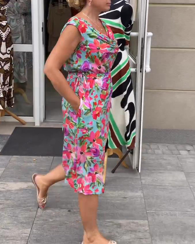 Abito alla moda floreale senza maniche