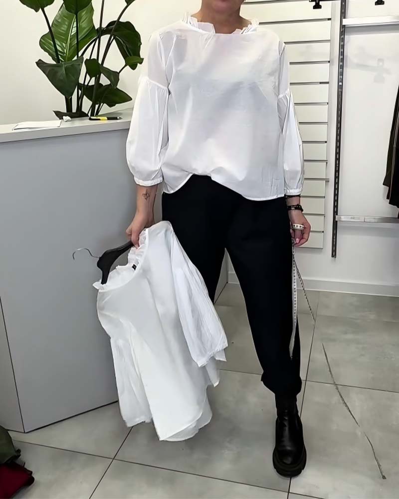 Lantern Sleeve Fungus Lace