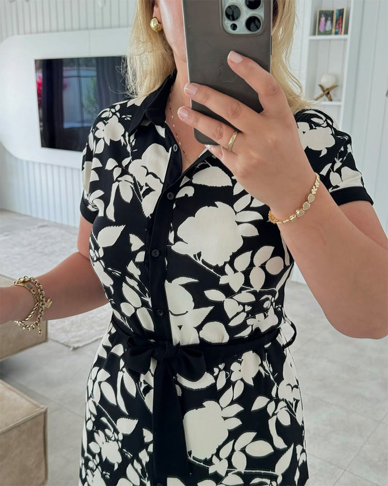 Abito stampato a maniche corte in stile camicia