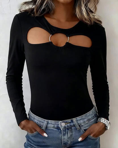 Hollow Ring Buckle Slim-Fit T-Shirt
