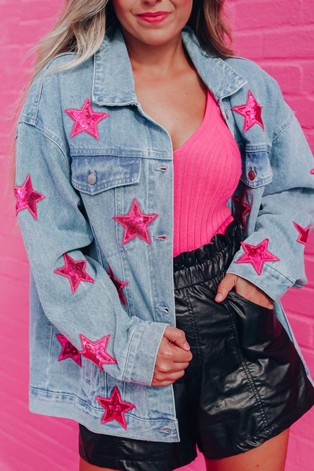 Light Blue Sequin Star Flap Pocket Denim Jacket Light Blue 75%Cotton+12.7%Polyester+12.3%Viscose All In Stock Category Shacket clothes Color Pink Craft Sequin Fabric Denim Occasion Daily Season Fall & Autumn Style Western