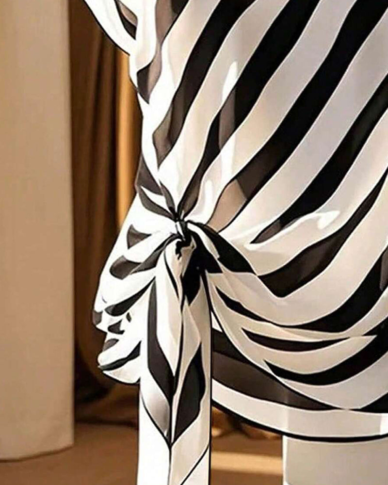 Camicetta con cravatta a righe