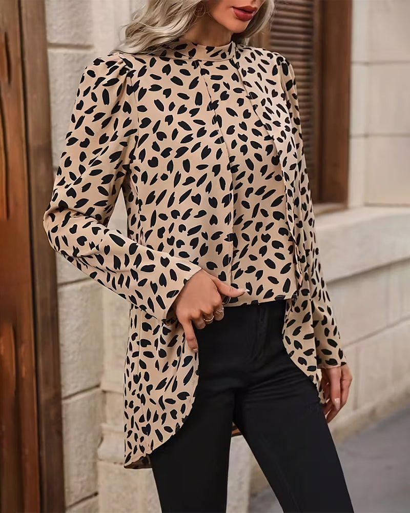 Half Turtleneck Fake Two Piece Printed Blouse