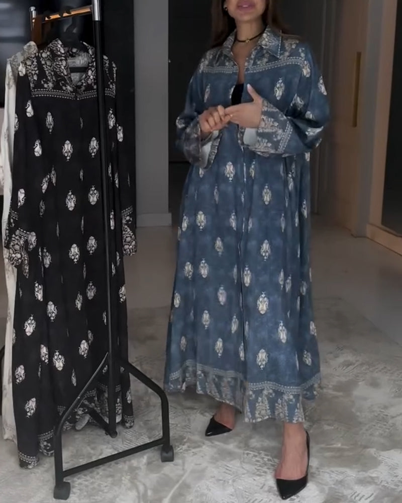 Abito ampio con stampa retrò a revers