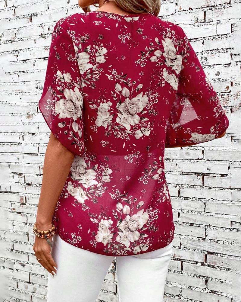 V-Neck Printed Double-Layer Short-Sleeved Blouse